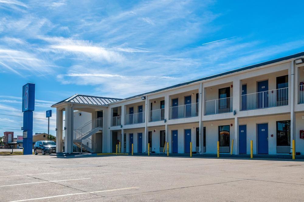 Motel 6 Denham Springs, La Екстер'єр фото