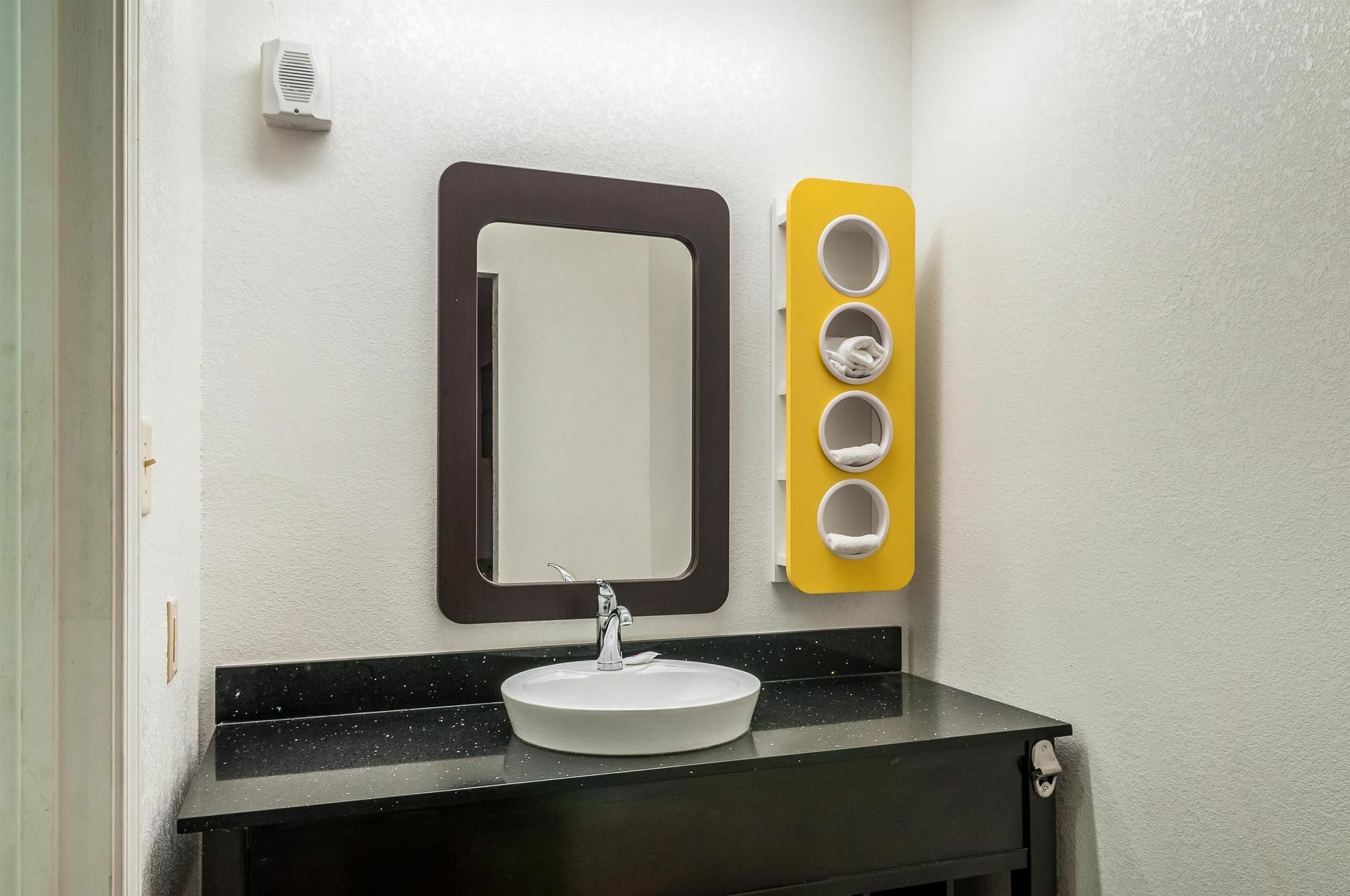 Motel 6 Denham Springs, La Екстер'єр фото